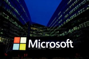 Microsoft 'rót' 80 tỷ USD xây dựng trung tâm dữ liệu AI